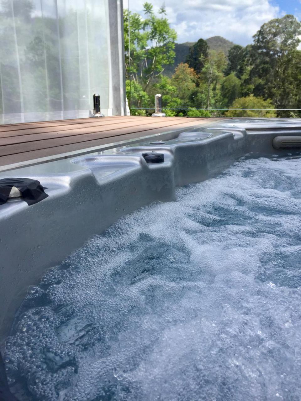 Tuckers Retreat Hotel Canungra ภายนอก รูปภาพ