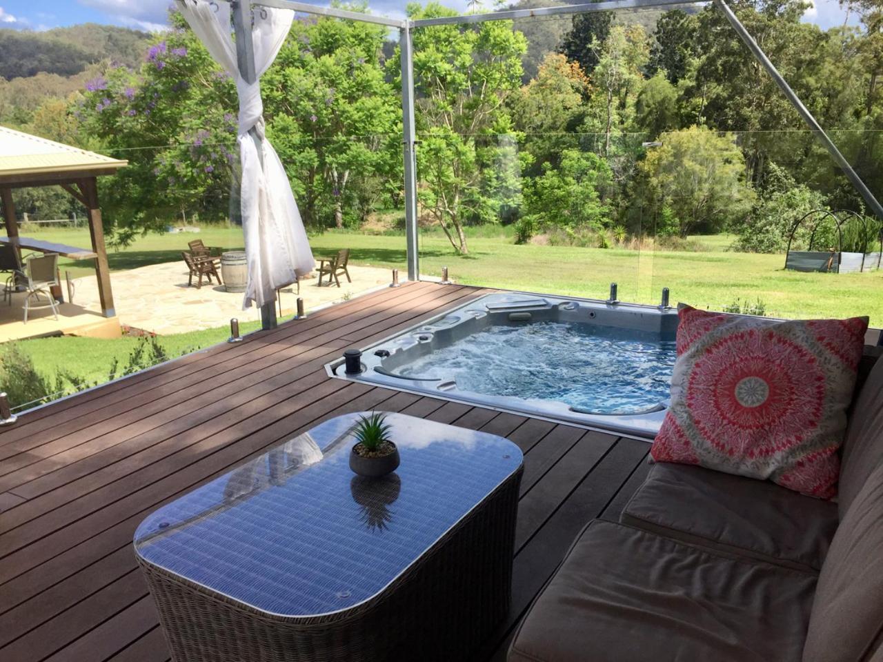 Tuckers Retreat Hotel Canungra ภายนอก รูปภาพ