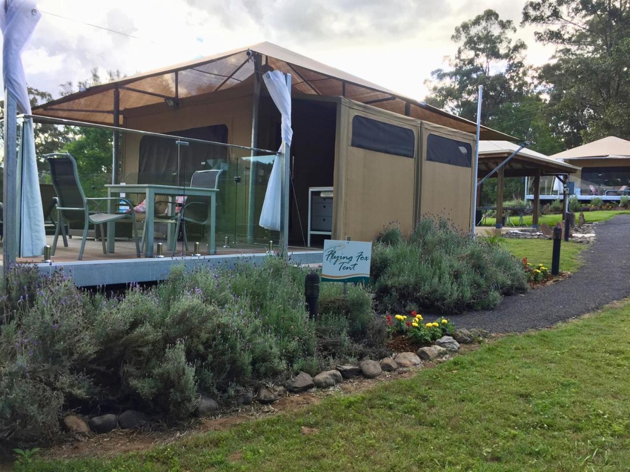 Tuckers Retreat Hotel Canungra ภายนอก รูปภาพ